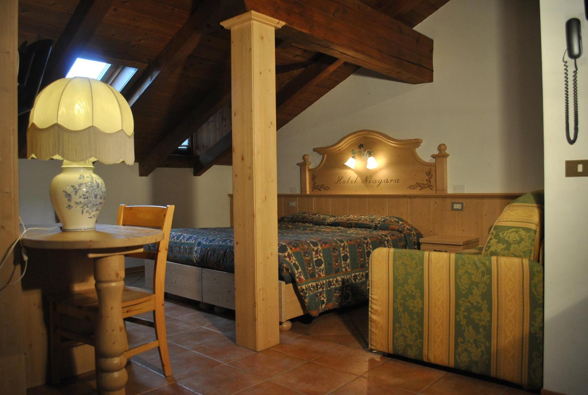 Hotel Niagara Ossana Esterno foto