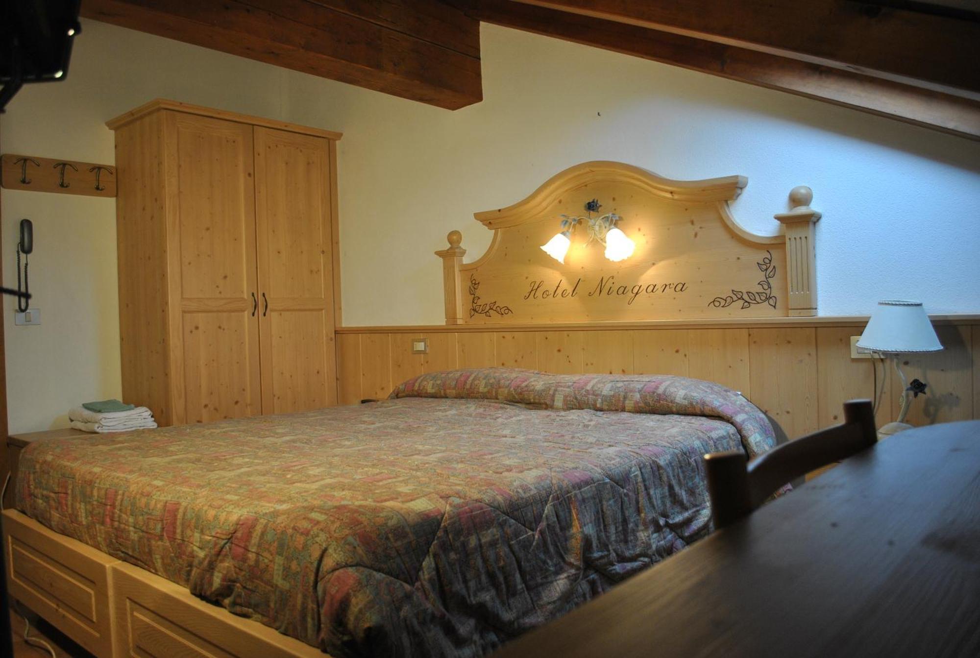 Hotel Niagara Ossana Esterno foto